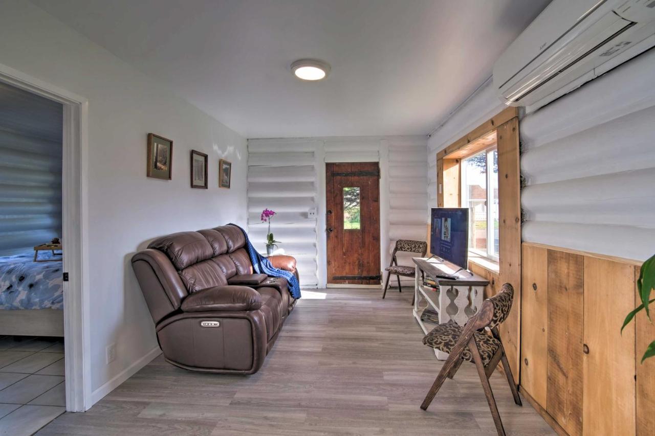 Unique Dog-Friendly Log Cabin Short Walk To Ocean Crescent City Exterior foto